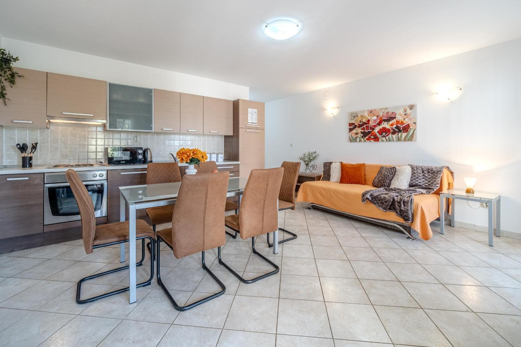 Apartment Milna - With Swimming Pool & Amazing Seaviews, Above Bijaka Beach 外观 照片