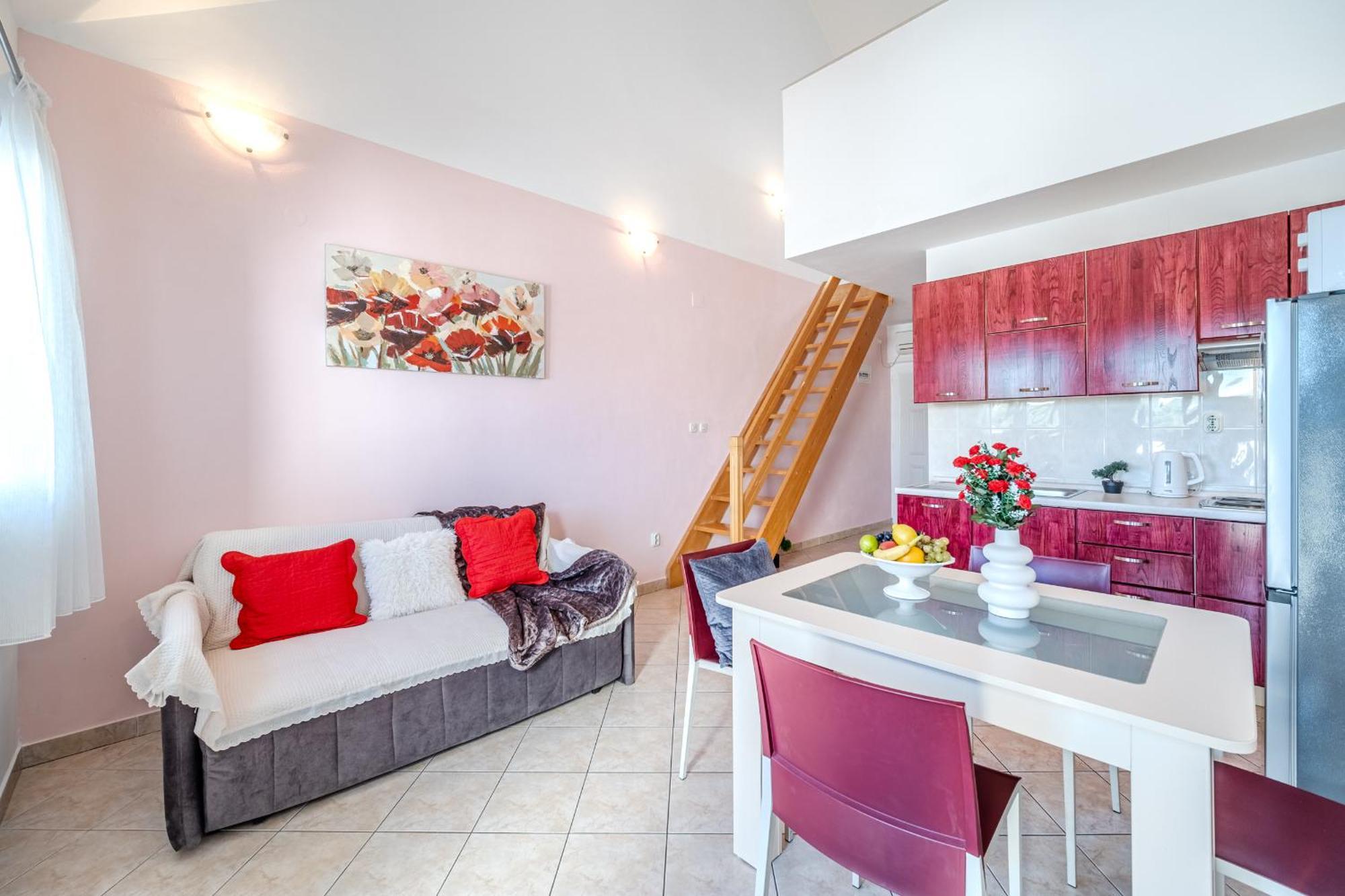 Apartment Milna - With Swimming Pool & Amazing Seaviews, Above Bijaka Beach 外观 照片